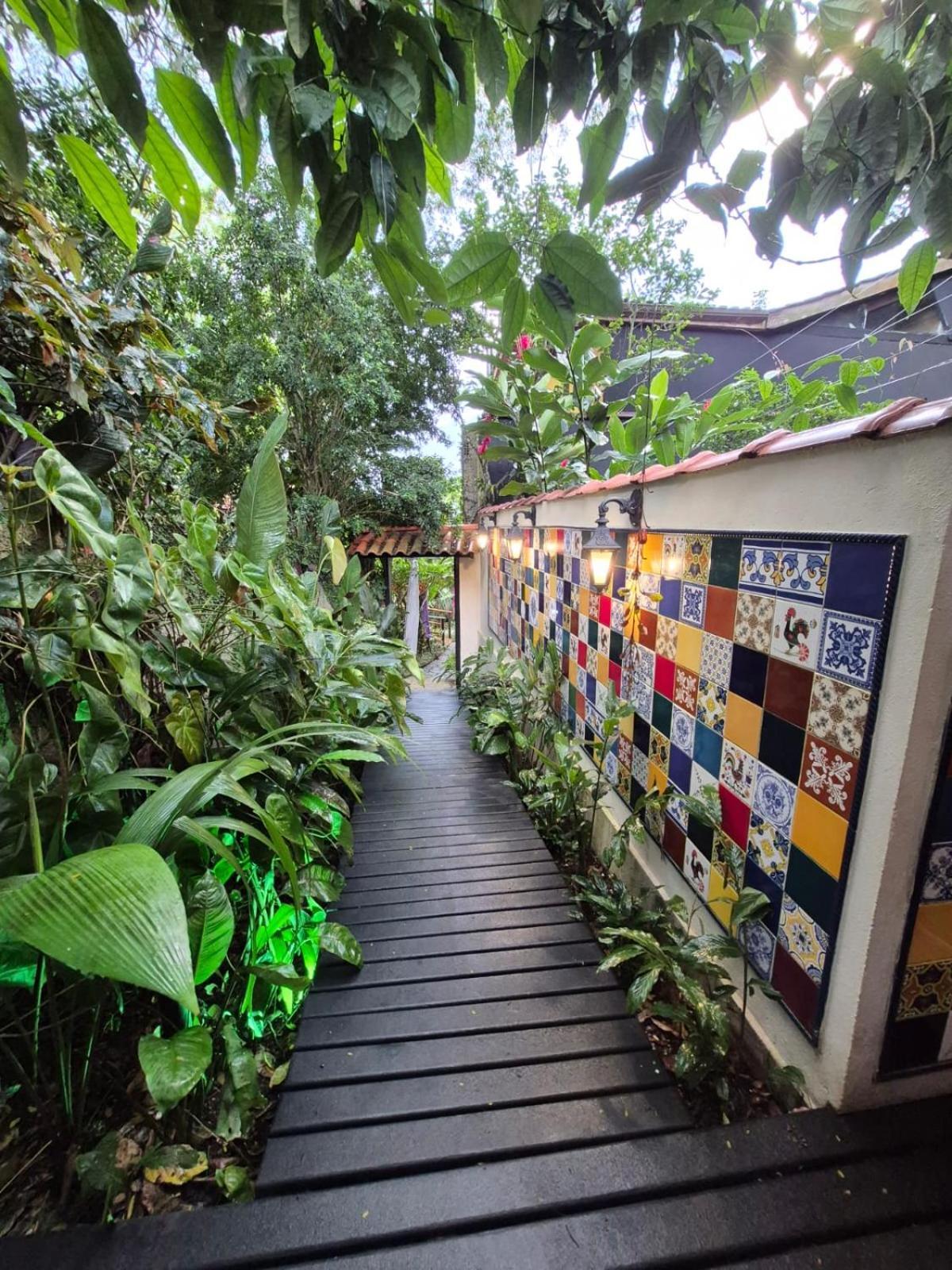 Aratinga Inn Vila do Abraao Exterior photo